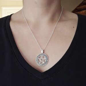 New Silver Celtic Pentagram Necklace. 18" 925 Sterling Silver Plated Chain